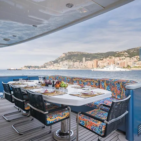 Irama Luxury Superyacht 6 & Hot Tub & Water Toys